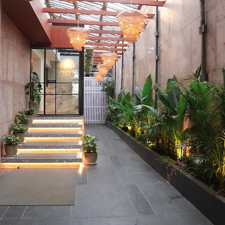 Hotel Bawa Suites Mumbai Exterior photo